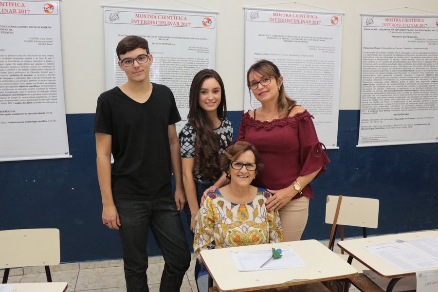 mostra001